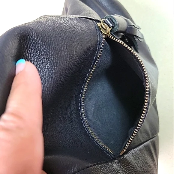 Lucky Brand Black Shoulder Bag Hobo Slouch Cowhide Leather - Picture 7 of 7